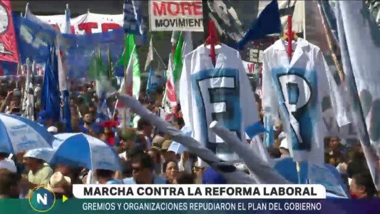 Marcha contra las reformas laboral, previsional y tributaria
