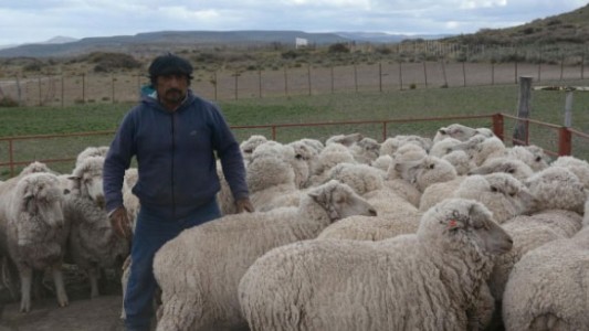 El gran gesto de un peón rural que devolvió la plata que le sobró de una colecta para operar a su mamá