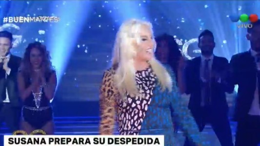 Susana se despide con 100 artistas en escena
