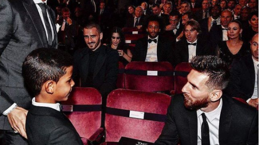 El hijo de Cristiano Ronaldo estrenó su cuenta de Instagram con un mensaje dedicado a Lionel Messi