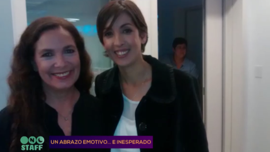 Un abrazo emotivo e inesperado