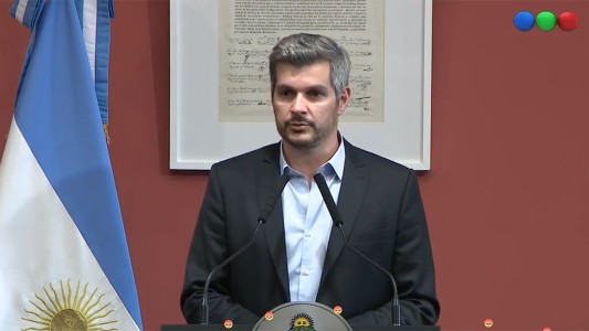 Marcos Peña, tras los incidentes en el Congreso: "Se convirtieron en piqueteros del recinto de Diputados”