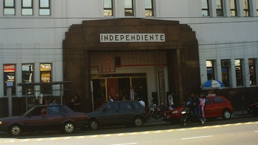 Lavado de dinero: allanan la sede de Independiente