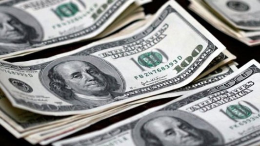 Alerta verde: el dólar se disparó y cerró $19,45