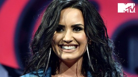 Demi Lovato ofrecerá terapia grupal a sus fans en su próxima gira
