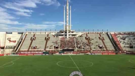 Desalojaron el estadio de Huracán por una amenaza de bomba en la previa del partido con River
