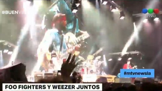 Foo Fighters y Weezer, juntos