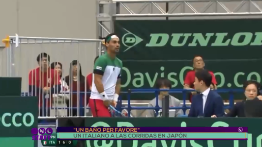 Un tenista italiano dejó la cancha en pleno partido porque tenía que ir al baño