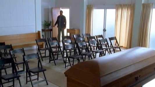 Curioso obituario para un familiar: "Deja este mundo sin haber aportado nada de interés"