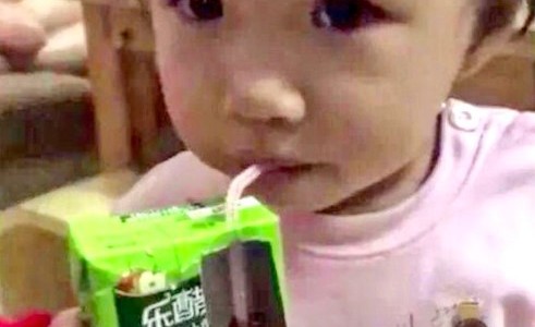 El truco de una madre para lograr que su hija tome el remedio