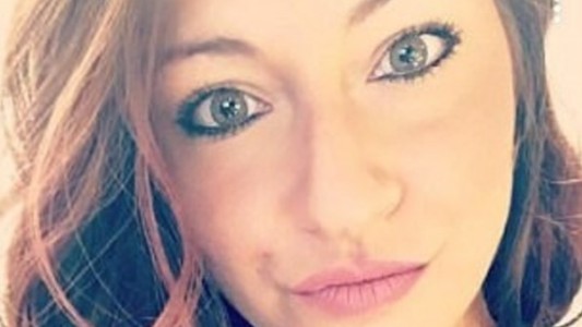 Escándalo de una pasajera borracha obligó a un avión a aterrizar de emergencia en Estados Unidos