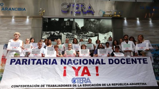 "Quieren poner de rodillas a la docencia"