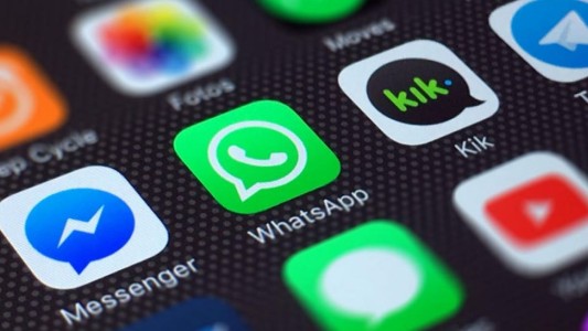 WhatsApp buchón: la aplicación le avisará a tus contactos si le reenviás un mensaje a otra persona