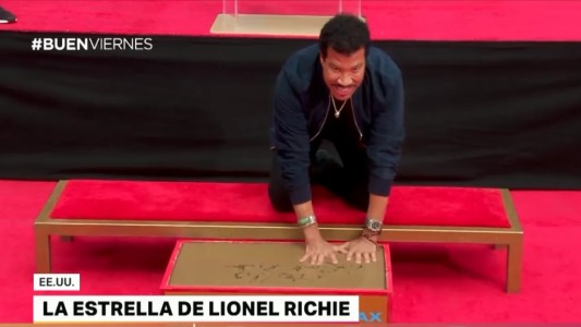 Estrellas para Lionel Richie y Mark Hamill