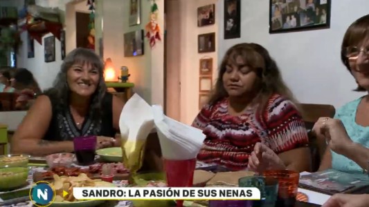 Las "Nenas de Sandro" reaccionan así cuando miran la serie