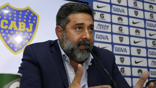 Angelici, muy duro con los jugadores: "Quedaron en la historia negra de Boca"