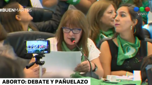 Aborto: arranca el debate y habrá otro pañuelazo