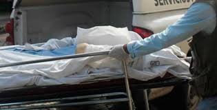 Pasó dos días con su marido muerto para despedirse