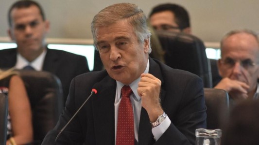 Aguad confirmó que contratará a un experto venezolano para buscar al ARA San Juan