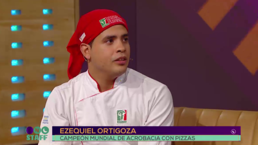 Pizzero y campeón: ganó el mundial de acrobacia con masa en Las Vegas