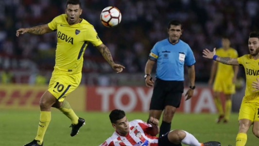 Boca empató con Junior y ya no depende de sí mismo para clasificarse