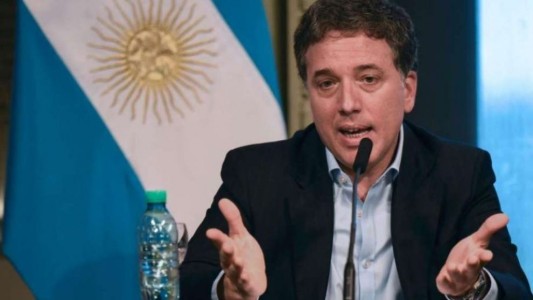 Dujovne: "Elegimos el costo de evitar una crisis"