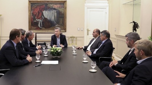 Macri se reunió con gobernadores peronistas