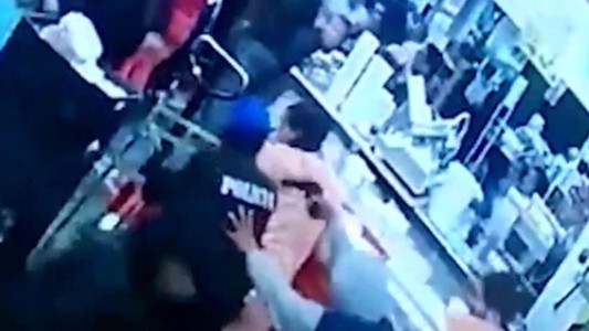 Conomoción en México por la escalofriante ejecución de una mujer policía por la espalda