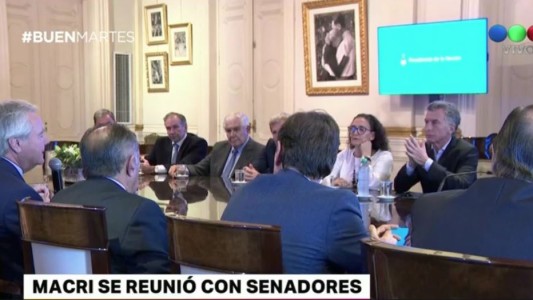 Macri se reunió con senadores
