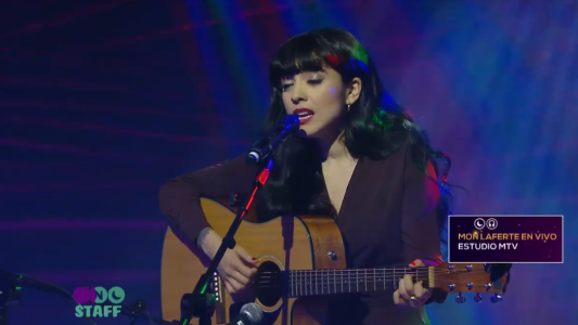 Mon Laferte brilló en el Estudio MTV