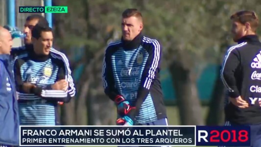 Armani se puso los guantes de la Selección