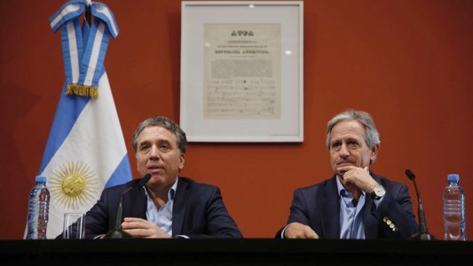 Ajuste en marcha: se frenan los ingresos al Estado por dos años