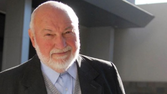 A los 81 años murió el padre Luis Farinello