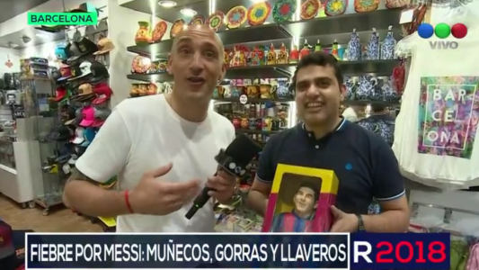 La fiebre por Messi: muñecos, gorras y llaveros