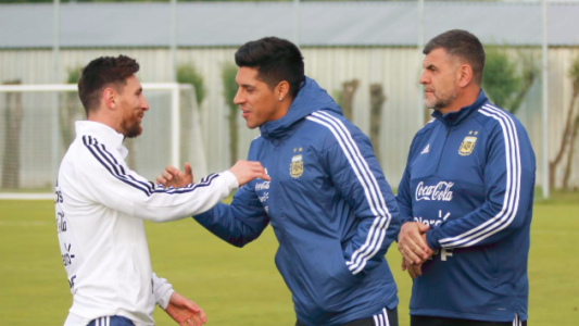 Enzo Pérez llegó a Rusia y Argentina ya tiene su plantel completo