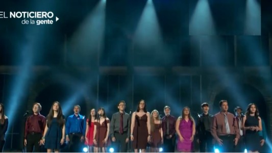 Premios Tony: cantaron alumnos de la escuela de la masacre