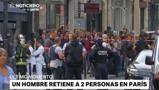 Toma de rehenes en París