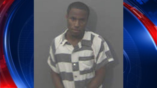 Detenido por intentar pagar la comida con la tarjeta que le robó a la mesera