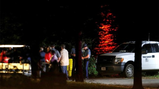 Estados Unidos: al menos once muertos por el naufragio de un barco turístico