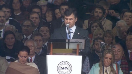 La Rural agradeció la baja de retenciones pero reclamó: "La presión tributaria es asfixiante"