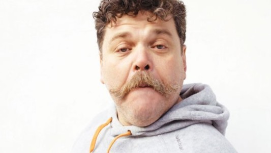 Alfredo Casero denuncia en Twitter que un taxista le disparó a plena luz del día