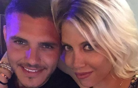 Un aplauso para la asadora: Wanda esperó a Icardi con un escote hot y toda la carne en la parrilla
