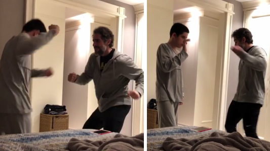 El video de un padre bailando con su hijo con autismo que conmueve al mundo