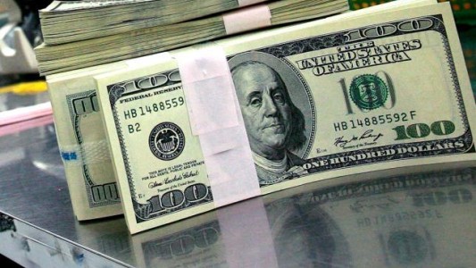 Dólar récord: trepó a $30,68