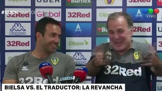 Bielsa vs. el traductor: la revancha