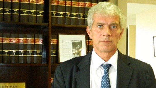 Si Taselli "no sale en libertad en breve lapso va a mentir y va a involucrar a alguno, dice su abogado