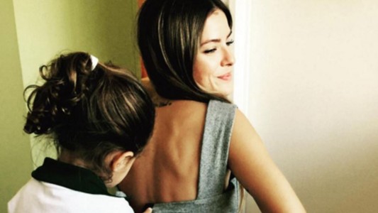 La China Suárez mostró la carita de Rufina por primera vez