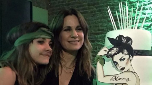 Los 15 de la hija de Nancy Duplaá, con temática sobre el aborto legal