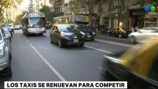 Los taxis porteños deberán aceptar pagos con tarjetas de débito y crédito