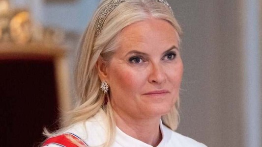 Archivos Epstein: documentos involucran a la princesa heredera de Noruega